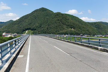 Obraz premium Road to countryside