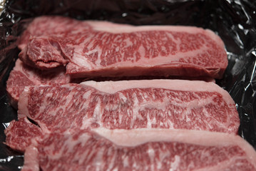 和牛 霜降り ステーキ