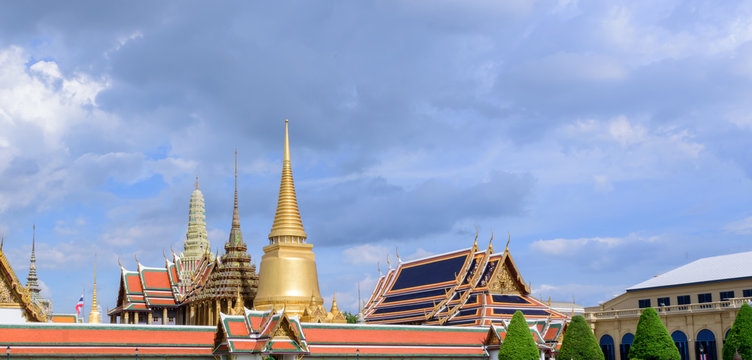 BANGKOK, THAILAND - Sep 4, 2016:Wat Phra Kaew, Temple of the Eme