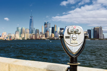 Obraz na płótnie Canvas The New York City Downtown with the Binocular