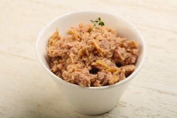 Canned tuna