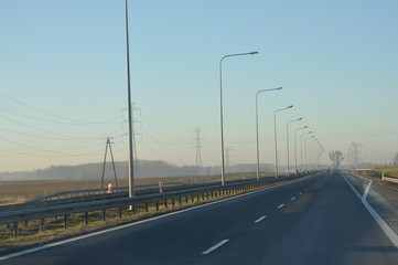 Fototapeta na wymiar Autobahn, Fahrbahn, Schnellstraße