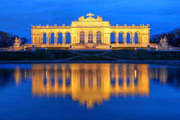 Fototapeta premium Schobrunn Palace Garden Gloriette, Vienna, Vienna