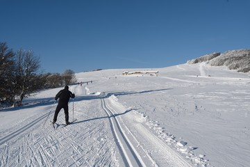 Fototapeta na wymiar Station de ski du Ballon d'Alsace neige 