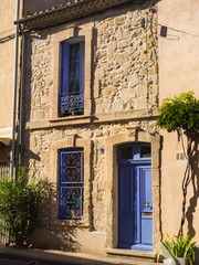 Fototapeta na wymiar Aigues-Mortes , Nîmes, en Gard, Languedoc-Rosellón, Francia. La ciudad se encuentra totalmente amurallada, en un recinto levantado en el siglo XIII. Verano de 2016