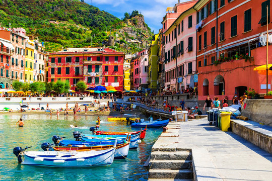 View of the old Vernazza village, Cinque Terre, Italy.