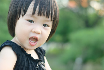 Little girl tooth smile