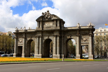 Fototapeta na wymiar Puerta de Alcala, Neo-classical monument in the Plaza de la Independencia in Madrid, Spain