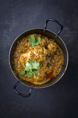 Chicken Tikka Masala in Schale