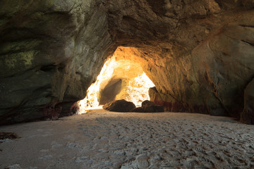 Open cave at One Thousand Steps Beach in Laguna Beach, California, USA © SailingAway