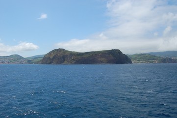 Fototapeta na wymiar Cidade da Horta vista do mar. Açores, Portugal 