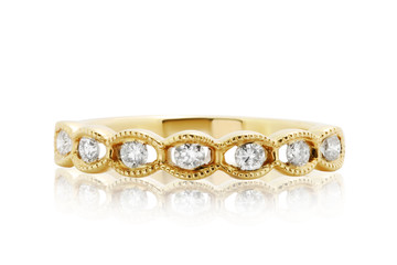 diamond ring in gold  classic jewelry band