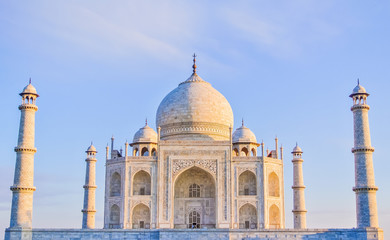 Fototapeta na wymiar A fresh and clean view of the Taj Mahal at sunrise, Agra, Uttar Pradesh, India