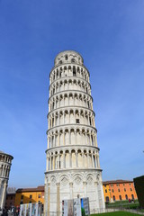 Fototapeta na wymiar Schiefer Turm von Pisa-Toskana