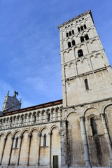 Fototapeta na wymiar Kirche San Michele in Lucca-Toskana