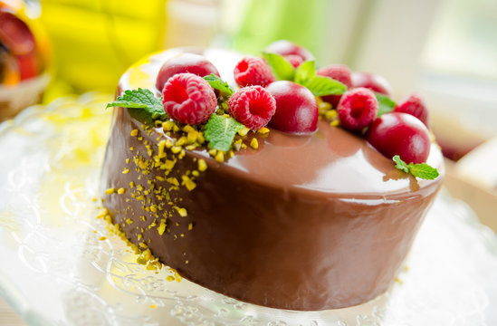 Mousse cake with fresh berries - Raspberry Cake