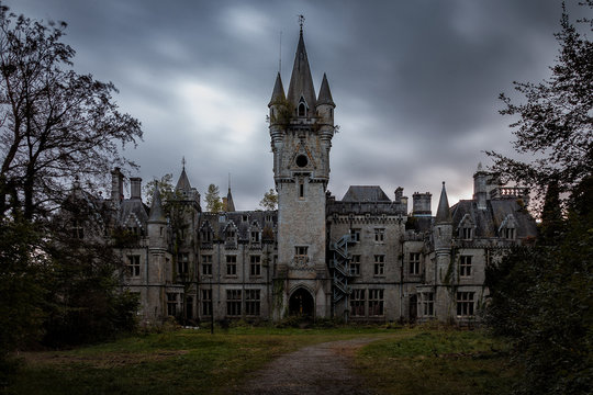 Miranda Castle Urbex Building 