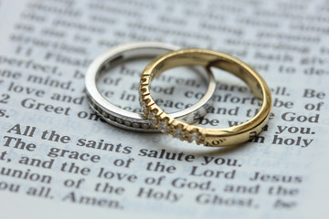 Diamond wedding bands