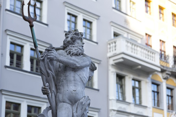 Der Neptunbrunnen in Görlitz, Deutschland © Harald Biebel