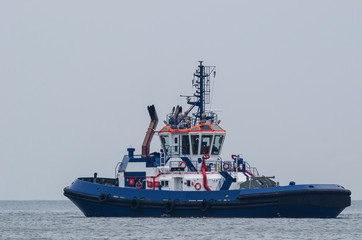 TUG © Wojciech Wrzesień