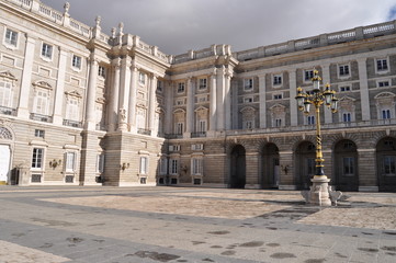 Fototapeta na wymiar Palazzo Reale - Madrid