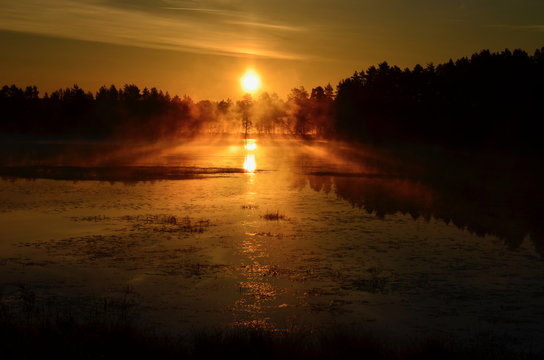 MIDNIGHT SUN IN NORTHERN FINLAND. SCANDINAVIA, EUROPE
