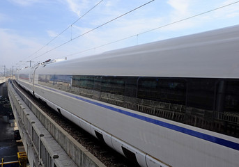 Obraz premium High-speed train railway