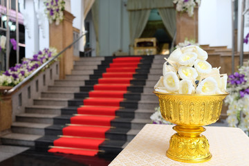 kind of wood flowers in cremation