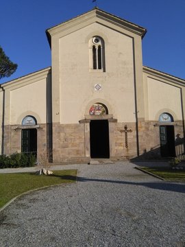 chiesa di guamo lucca