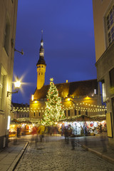 Fototapeta na wymiar Christmas market in Tallinn, Estonia