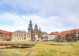 Obraz premium Fantastic autumn Krakow. The Wawel Cathedral in Poland