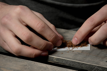 Rolling tobacco