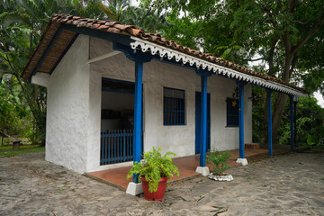 Fototapeta na wymiar colonial style shack in Panama City
