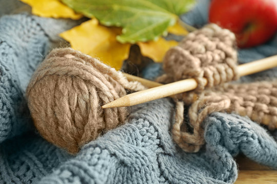 Knitting wool and needles, closeup