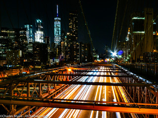 Fototapeta na wymiar Brooklyn Bridge Light Show