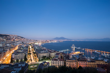 Fototapeta na wymiar Panorama di Napoli da posillipo