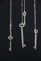 Plakat Keys hanging on strings