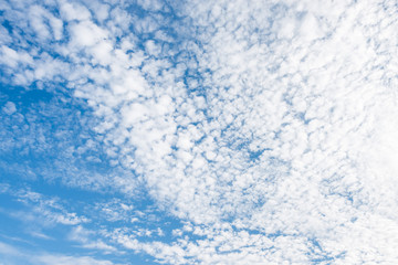 Fototapeta na wymiar Clouds with blue sky background