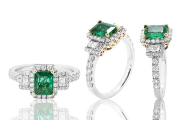 anillo con esmeralda y diamantes en oro joyeria con brillantes