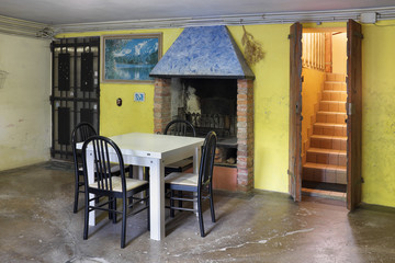 Ambiente con caminetto