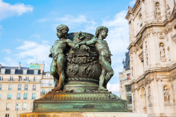 Fototapeta na wymiar historic sculptures in Paris, France