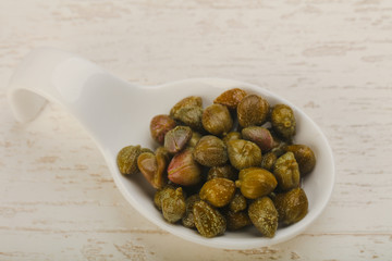 Pickled capers
