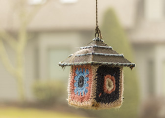 knitten bird house