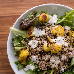 Cauliflower salad with yogurt dressing