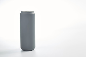 Aluminum can