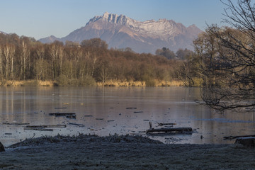 Lac de Sainte Hélène - Savoie.