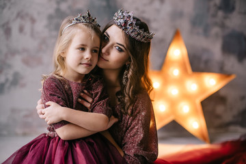 mother and daughter in the image of the queen and the princess i © MZaitsev