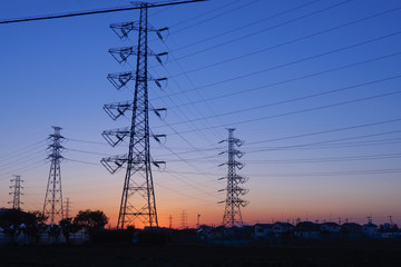 鉄塔と夕焼け空