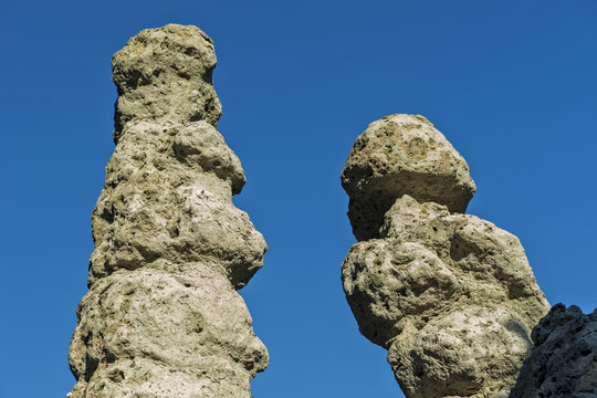 Earth bars in Kuklica