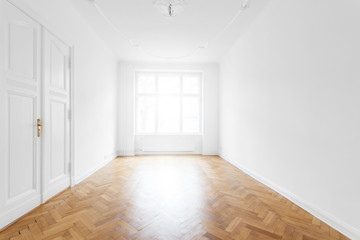 fresh renovated empty room - old building